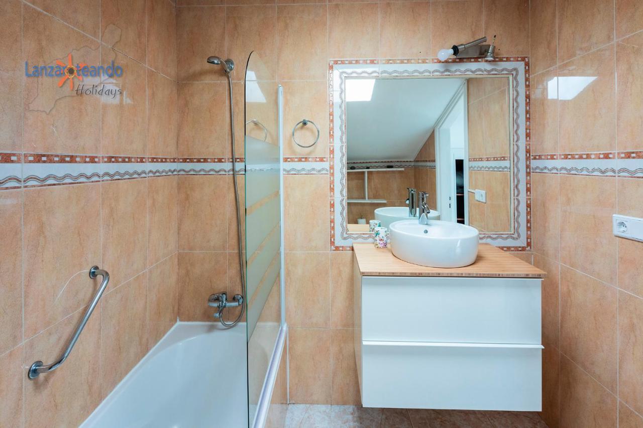 Vivienda Vacacional Sunny - Duplex Apartment 2Beds 2 Baths กอสตา เตกีสเซ ภายนอก รูปภาพ