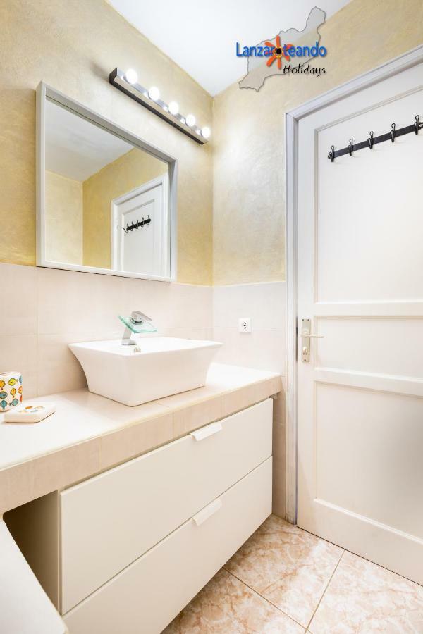 Vivienda Vacacional Sunny - Duplex Apartment 2Beds 2 Baths กอสตา เตกีสเซ ภายนอก รูปภาพ